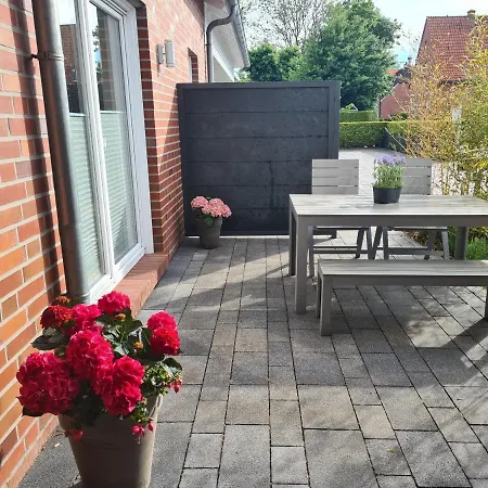 Haus Hobbingshof Apartamento *