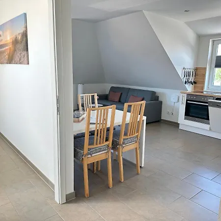 Haus Hobbingshof Apartamento *